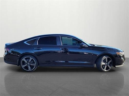 Crystal Black Pearl 2024 Honda Accord Hybrid Sport