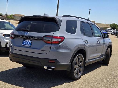 2025 Honda Pilot Sport