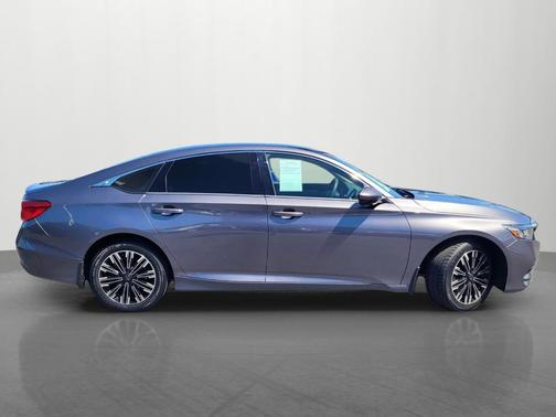 Modern Steel Metallic 2018 Honda Accord LX