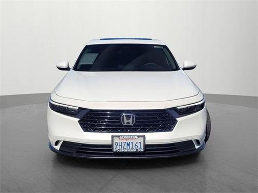 Platinum White 2023 Honda Accord EX