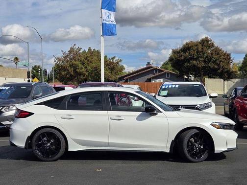 Platinum White Pearl 2026 Honda Civic Sport