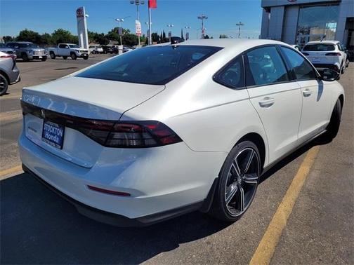Platinum White Pearl 2026 Honda Accord SE