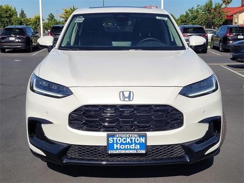 Platinum White Pearl 2027 Honda HR-V EX-L