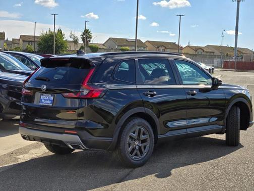Crystal Black Pearl 2026 Honda CR-V Hybrid TrailSport