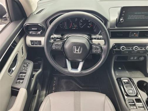 SELECT 2025 Honda Pilot EX-L