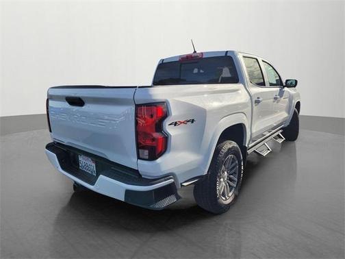 2025 Chevrolet Colorado LT