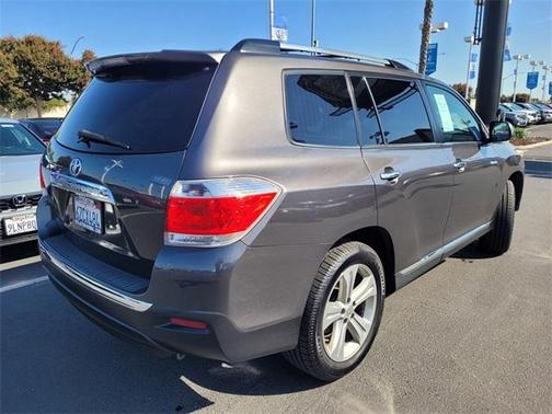 2013 Toyota Highlander Limited