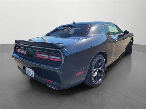 Pitch Black Clearcoat 2022 Dodge Challenger GT