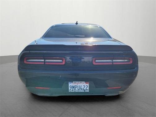 Pitch Black Clearcoat 2022 Dodge Challenger GT