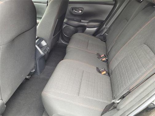 Crystal Black Pearl 2024 Honda HR-V Sport
