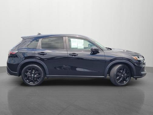 Crystal Black Pearl 2024 Honda HR-V Sport