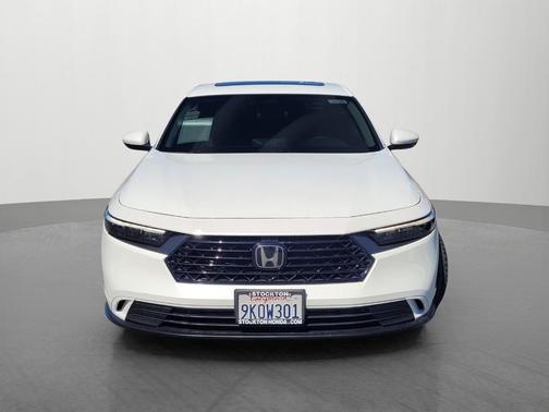 Platinum White 2024 Honda Accord EX