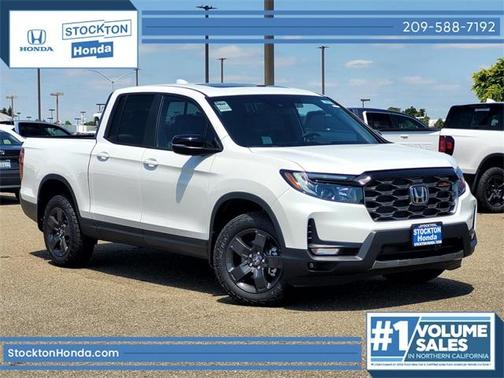 Platinum White Pearl 2026 Honda Ridgeline TrailSport