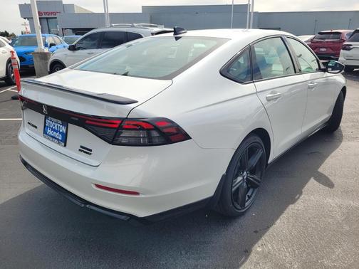 Platinum White Pearl 2026 Honda Accord Hybrid Sport-L