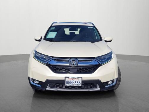 White Diamond Pearl 2018 Honda CR-V Touring