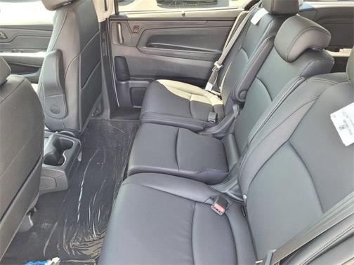 Platinum White Pearl 2026 Honda Odyssey EX-L