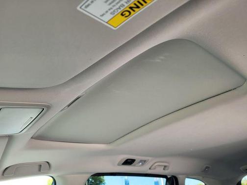 Platinum White Pearl 2026 Honda Odyssey EX-L