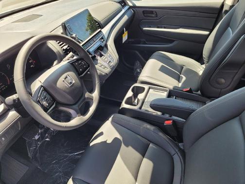 Platinum White Pearl 2026 Honda Odyssey EX-L