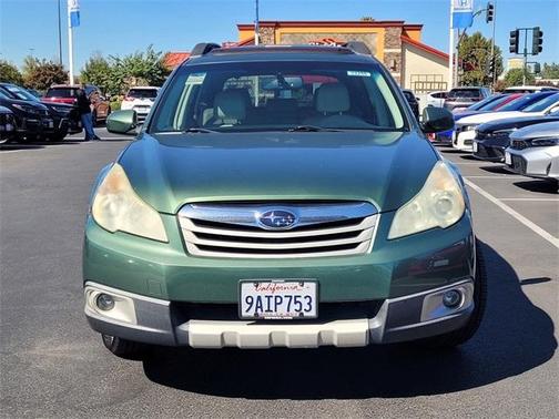 2011 Subaru Outback 3.6R Limited
