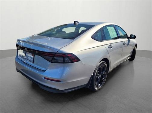 2025 Honda Accord SE