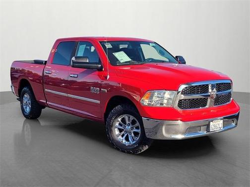 Flame Red Clearcoat 2014 RAM 1500 SLT