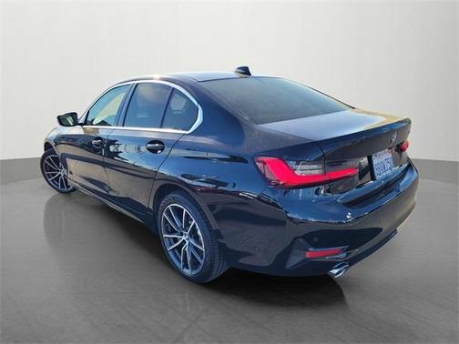2020 BMW 330 i