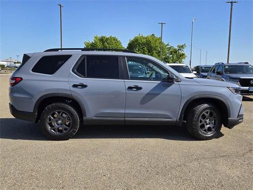 2025 Honda Pilot TrailSport