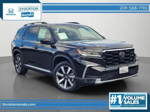 Crystal Black Pearl 2025 Honda Pilot Touring