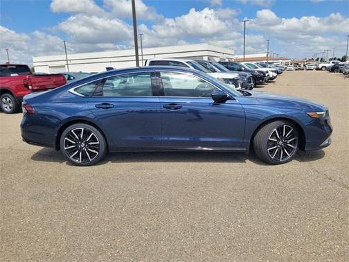 Canyon 2026 Honda Accord Hybrid Touring