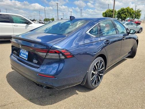 Canyon 2026 Honda Accord Hybrid Touring