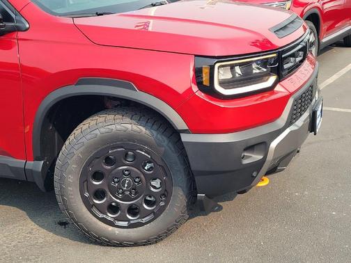 Radiant Red Metallic II 2026 Honda Passport TrailSport Blackout