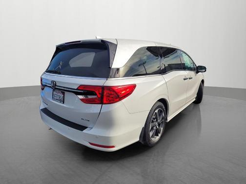 2023 Honda Odyssey Elite