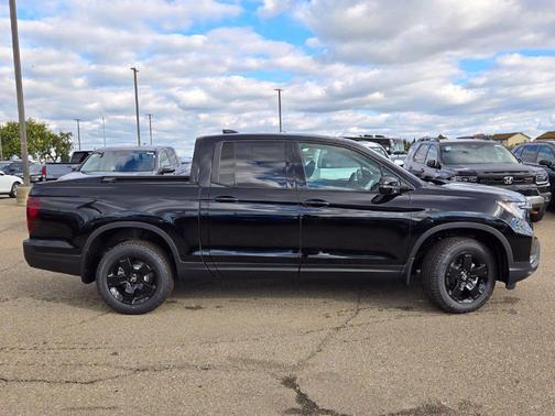 Crystal Black Pearl 2026 Honda Ridgeline Black Edition