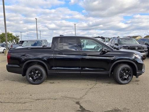 Crystal Black Pearl 2026 Honda Ridgeline Black Edition