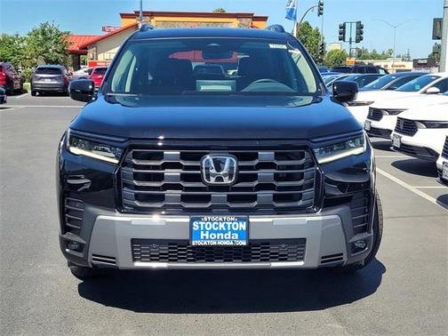 Crystal Black Pearl 2026 Honda Pilot EX-L