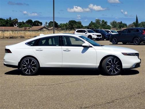 Platinum White Pearl 2026 Honda Accord Hybrid Touring
