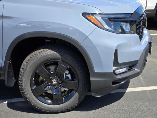 2025 Honda Ridgeline Black Edition