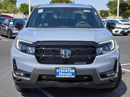 2025 Honda Ridgeline Black Edition