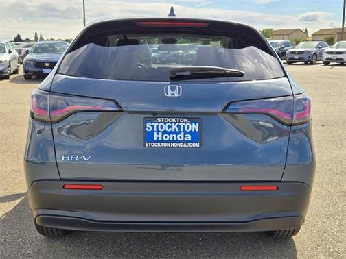 2026 Honda HR-V LX