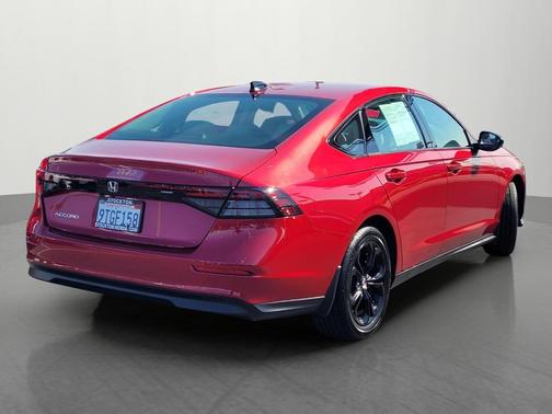 2025 Honda Accord SE