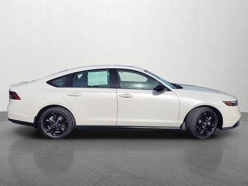 Platinum 2025 Honda Accord SE