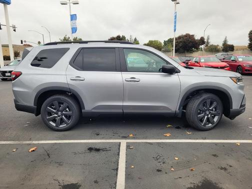 2025 Honda Pilot Sport