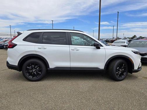 Platinum White Pearl 2026 Honda CR-V Hybrid Sport-L