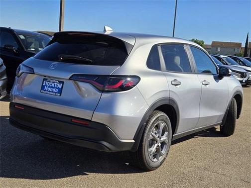 2026 Honda HR-V LX