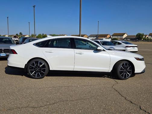 2025 Honda Accord Hybrid Touring