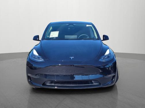 Black 2023 Tesla Model Y Long Range