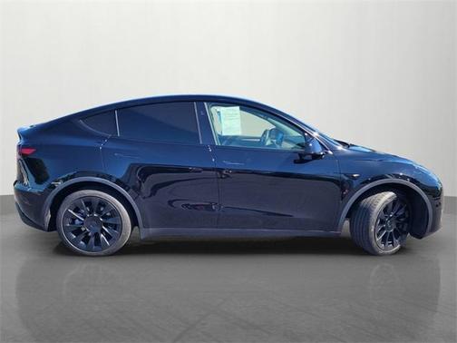 Black 2023 Tesla Model Y Long Range