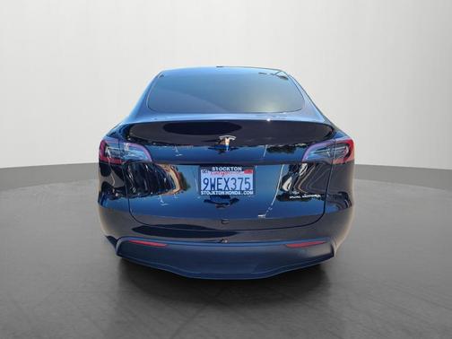 Black 2023 Tesla Model Y Long Range