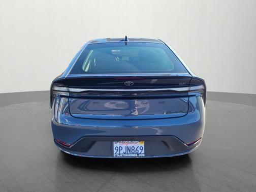 2024 Toyota Prius Prime SE