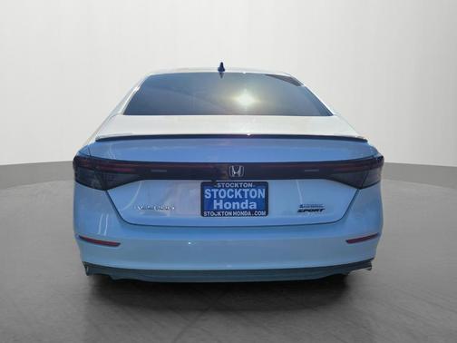 Crystal Black Pearl 2025 Honda Accord Hybrid Sport-L
